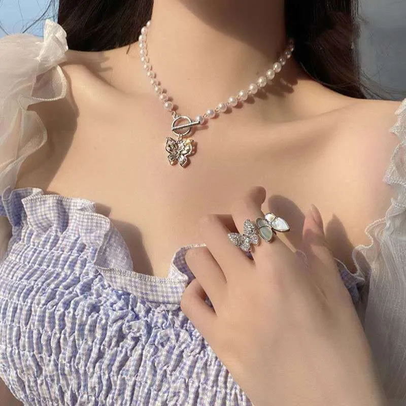 17KM Korean Heart Pearl Necklace for Women Vintage Statement Pearl Choker Necklaces Elegant Wedding Collar Jewelry