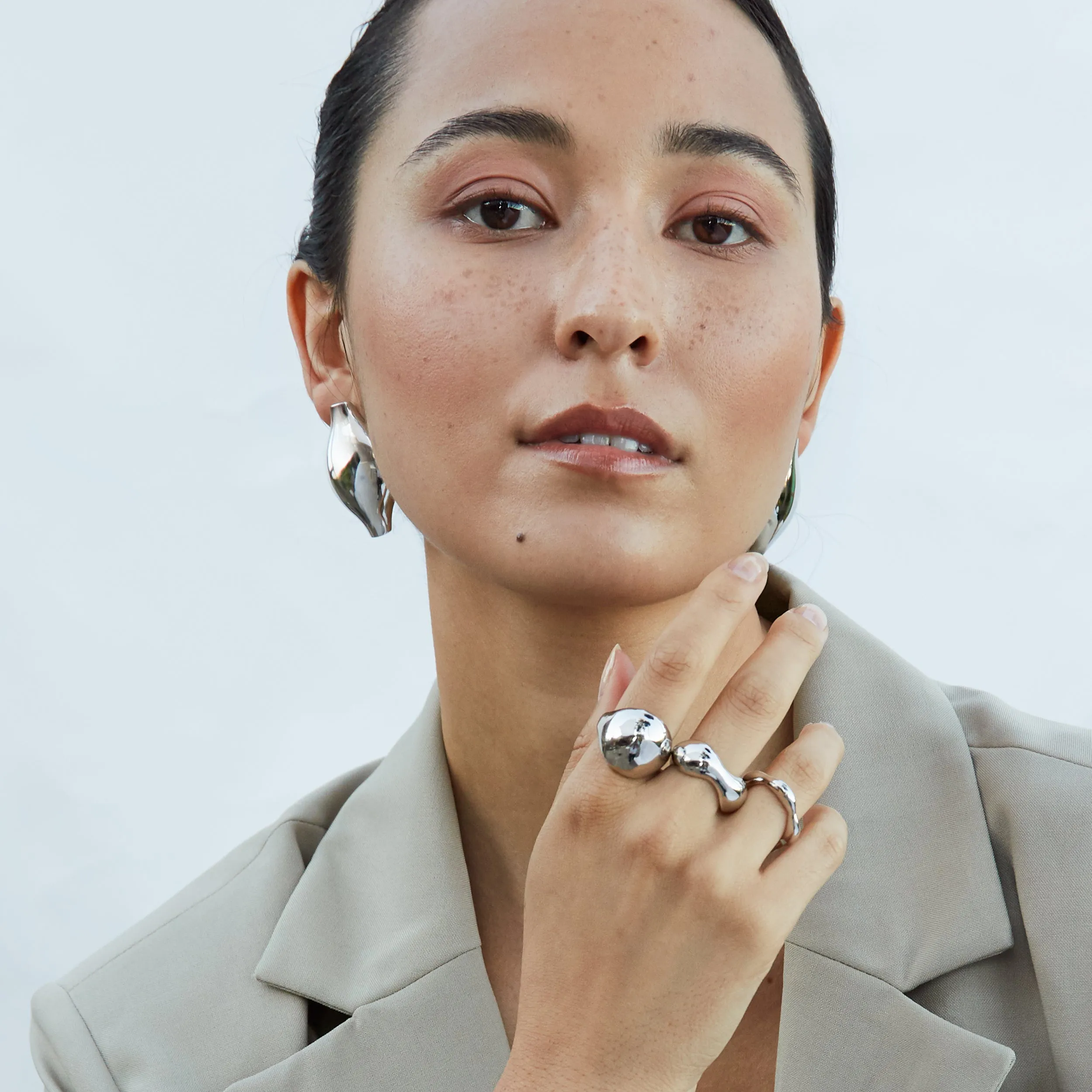 Amphora Studs - Silver