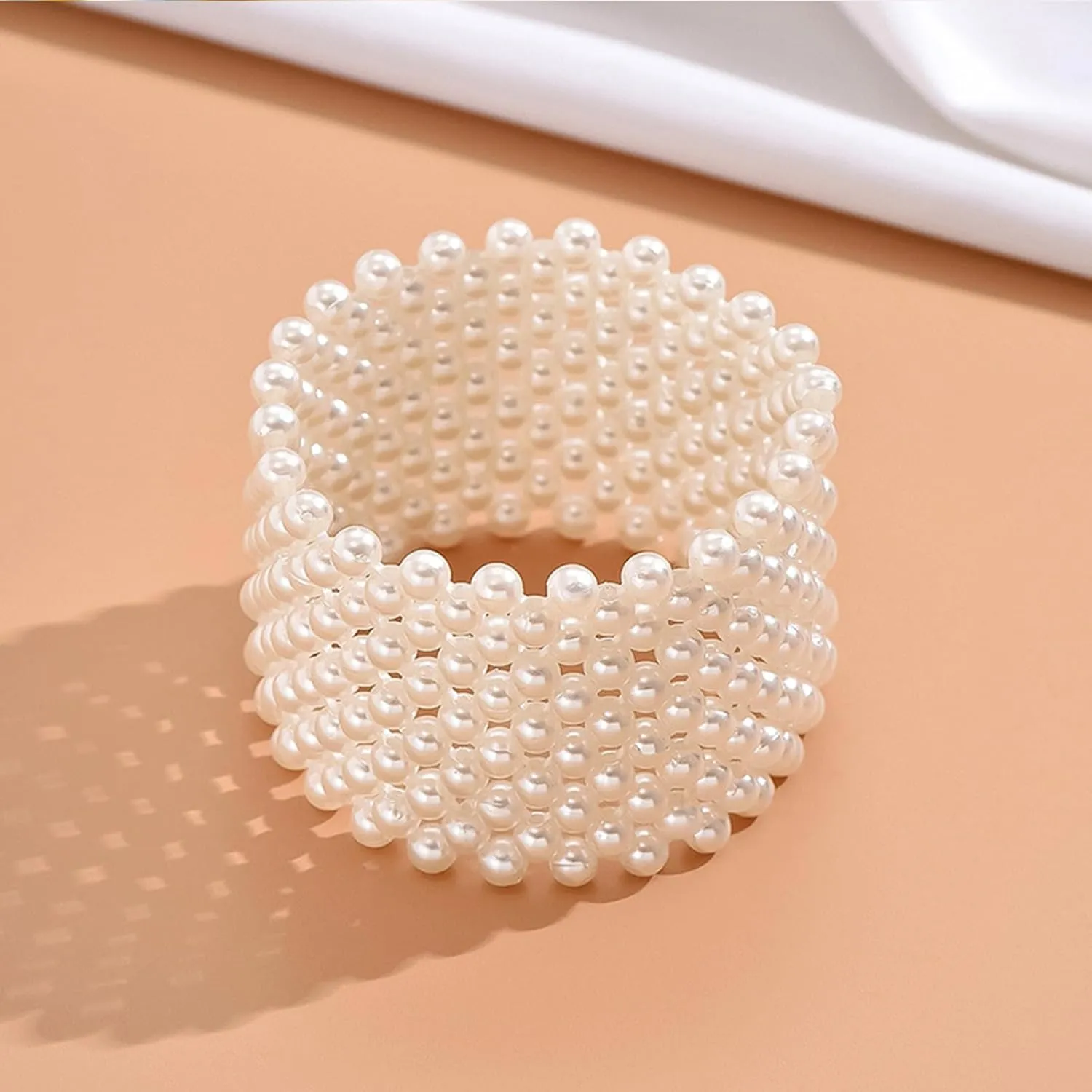 Chunky Pearl Bracelets for Women Pearl Beaded Stretch Strand Stackable Bracelets Vintage Bracelet Wedding Party Jewelry