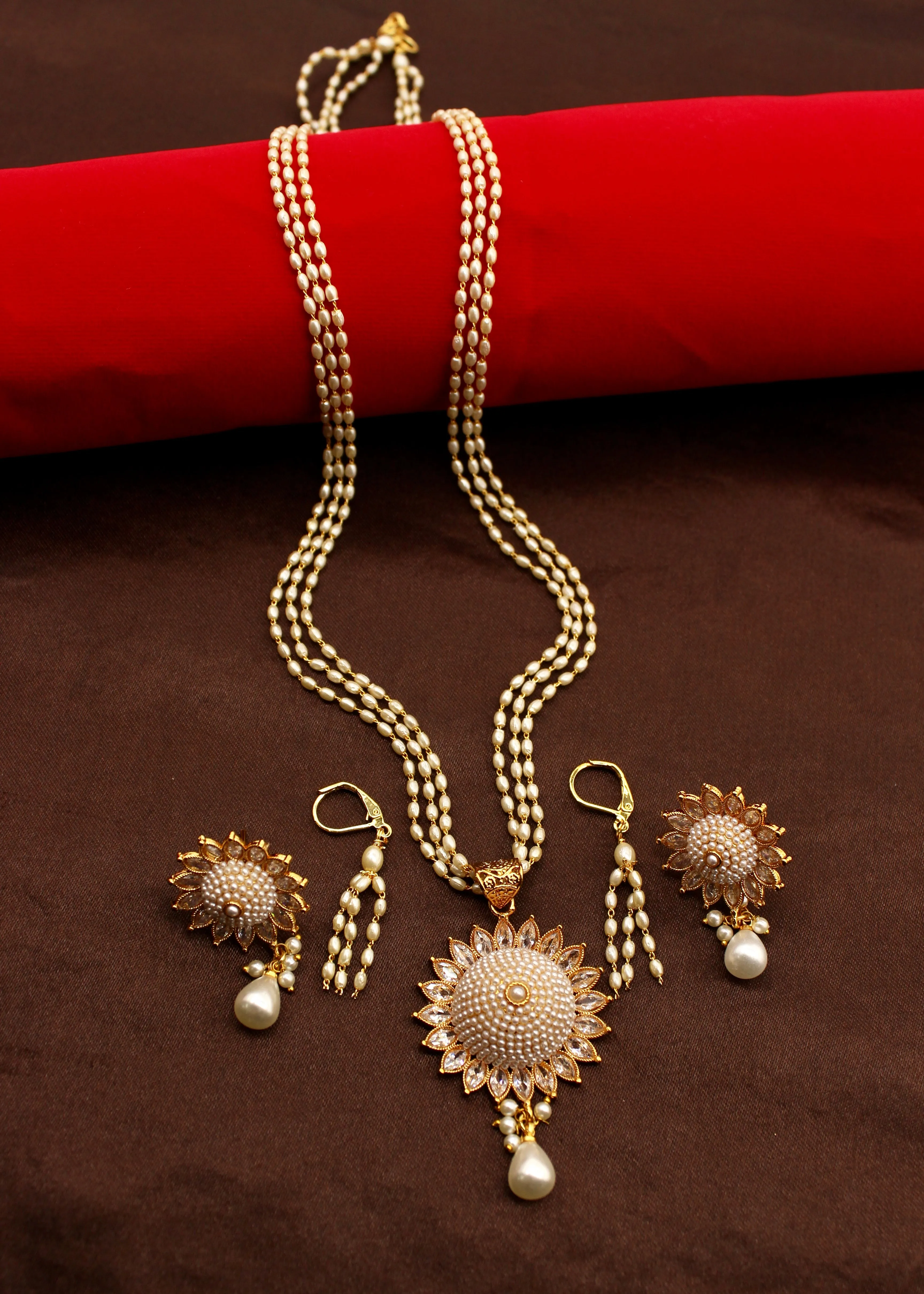 CLASSIC FLORET MOTI NECKLACE