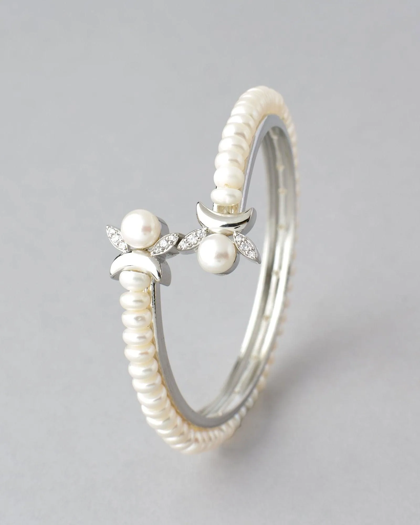 Classy White Pearl Bangle
