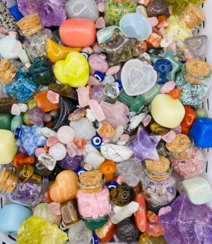 Crystal Mystery Scoop | Confetti | Bag | Mixed | Lucky Dip | Random | Surprise | Polished | Raw | Gemstones | Chips | Shapes | Gift