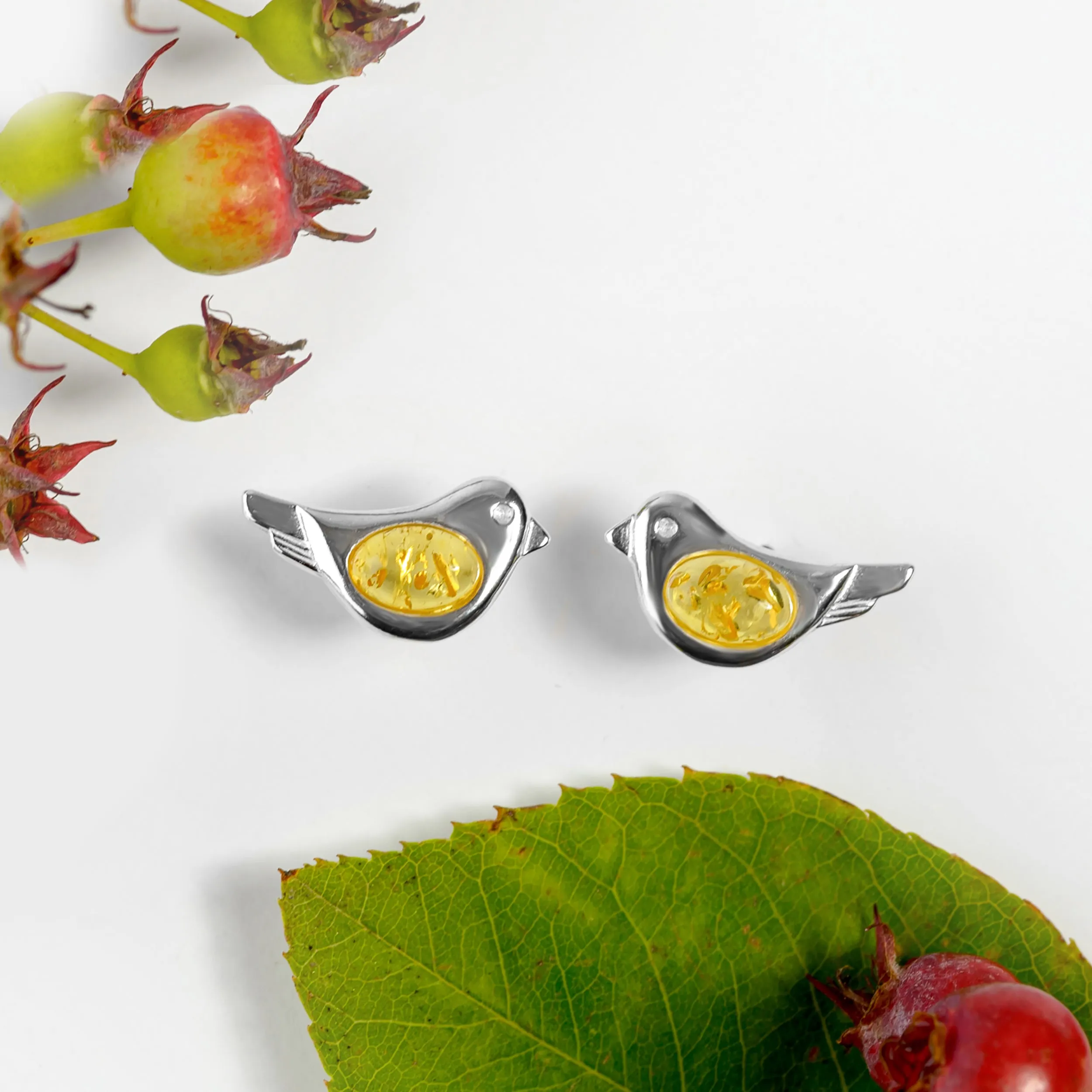 Cute Bird Necklace in Silver and Amber
