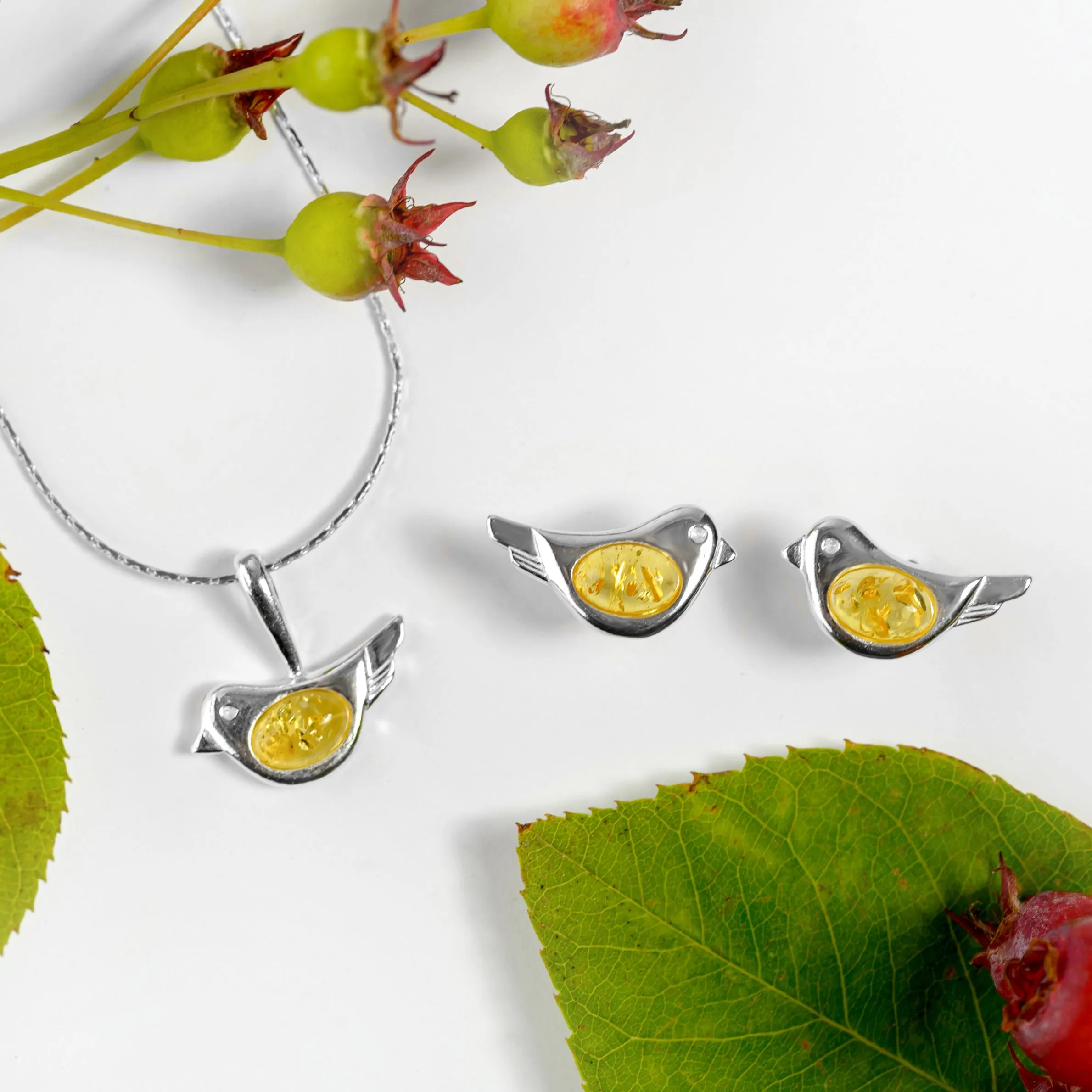 Cute Bird Necklace in Silver and Amber