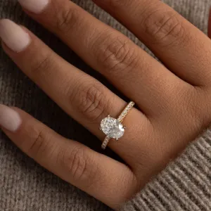 DIVINITY 1.20ct | Oval Solitaire Lab Diamond Set in 18ct Gold
