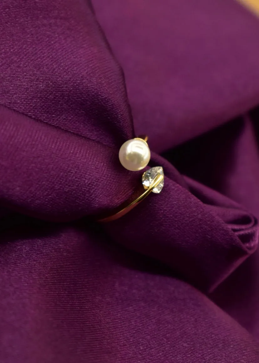 ELEGANT FINGER RING