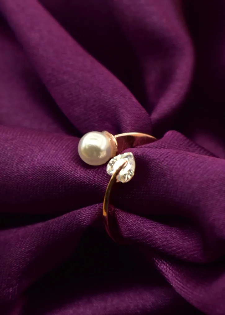 ELEGANT FINGER RING