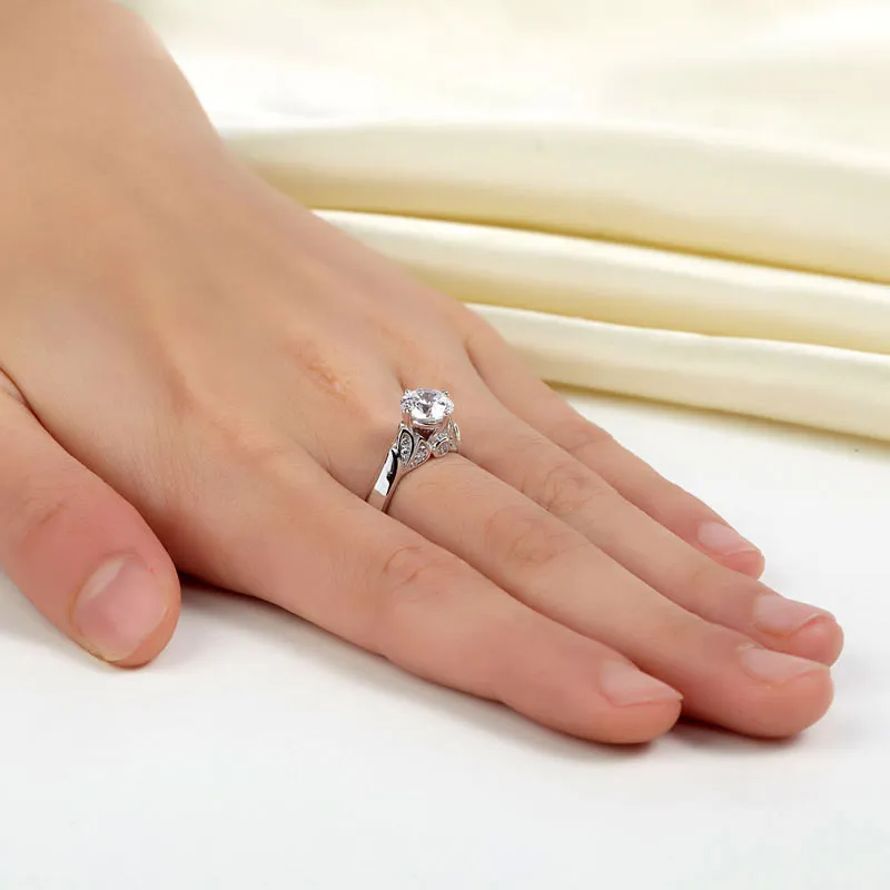 Elegant Lovers Ring