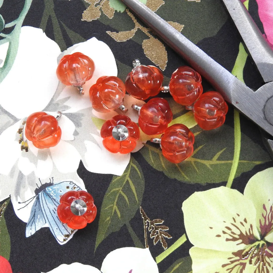 Mini Pumpkins Glass beads