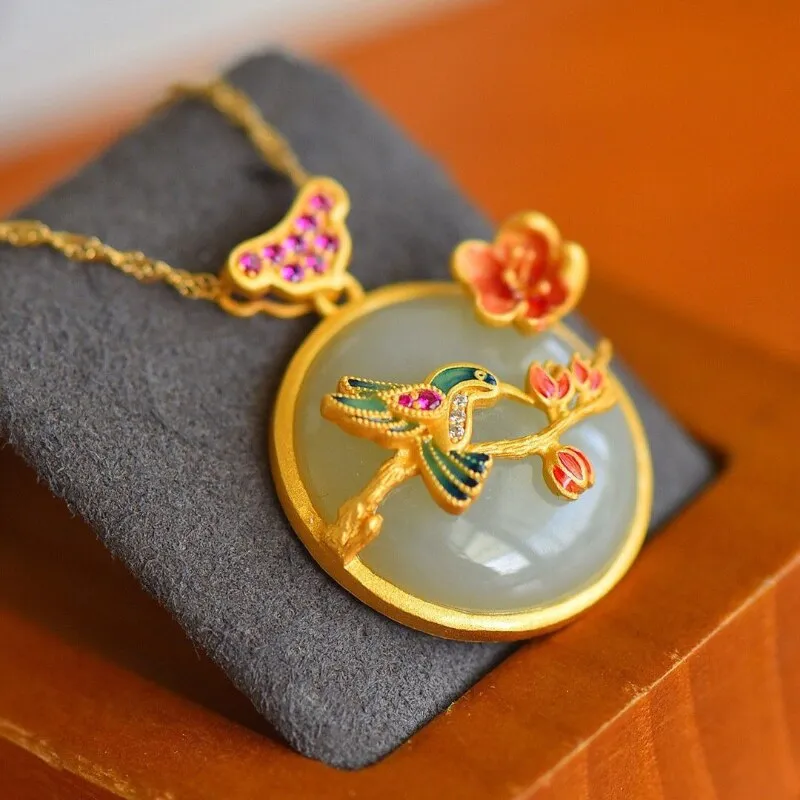 Natural Hetian jade white jade pendant inlaid crystal enamel porcelain magpie necklace
