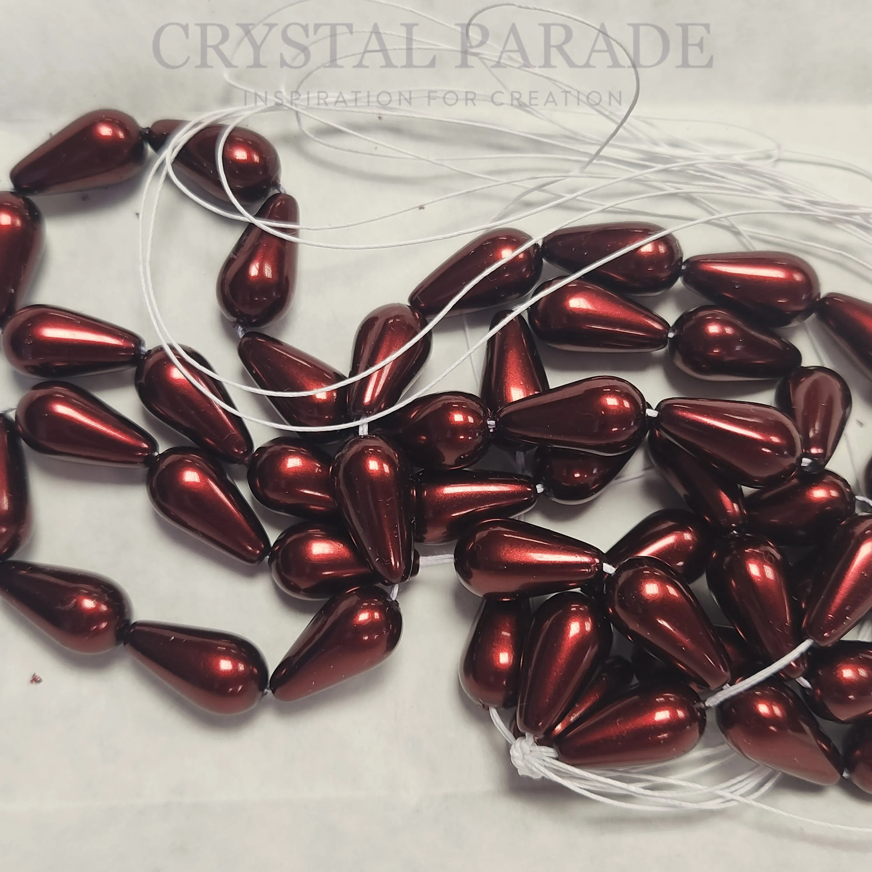 Preciosa Crystal Nacre Pear Drop Pearl Bordeaux