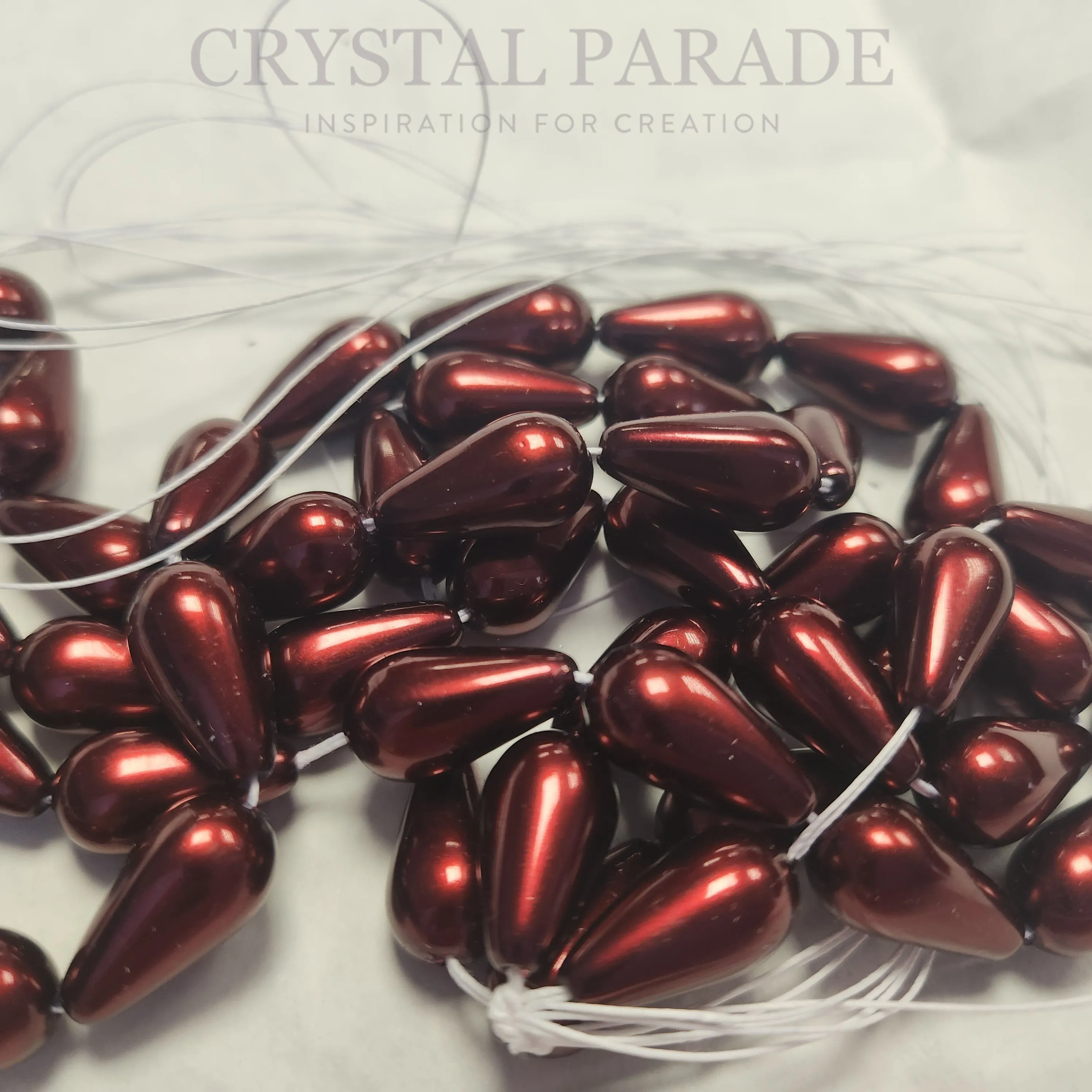 Preciosa Crystal Nacre Pear Drop Pearl Bordeaux