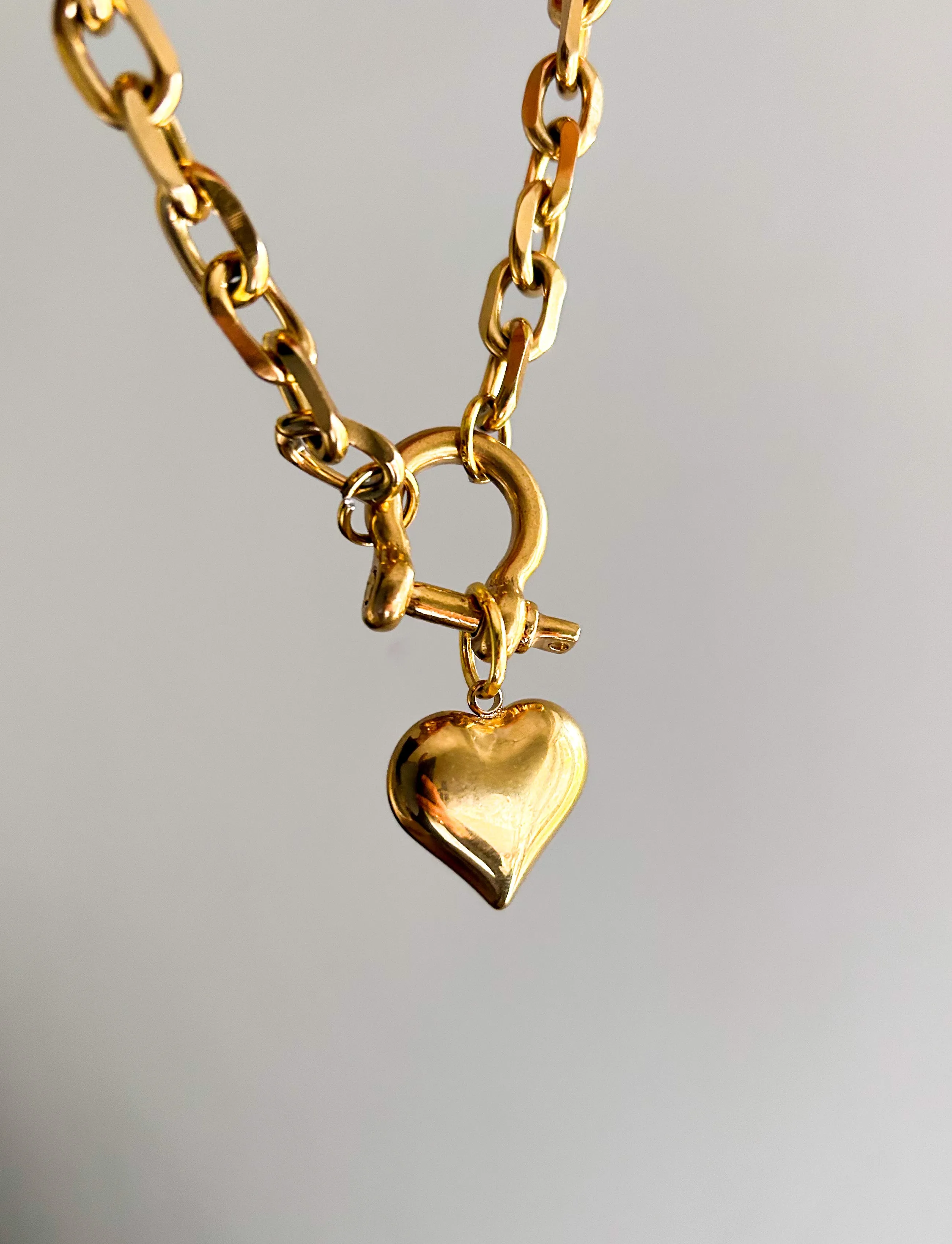 Puff Heart Gold Shackle Necklace