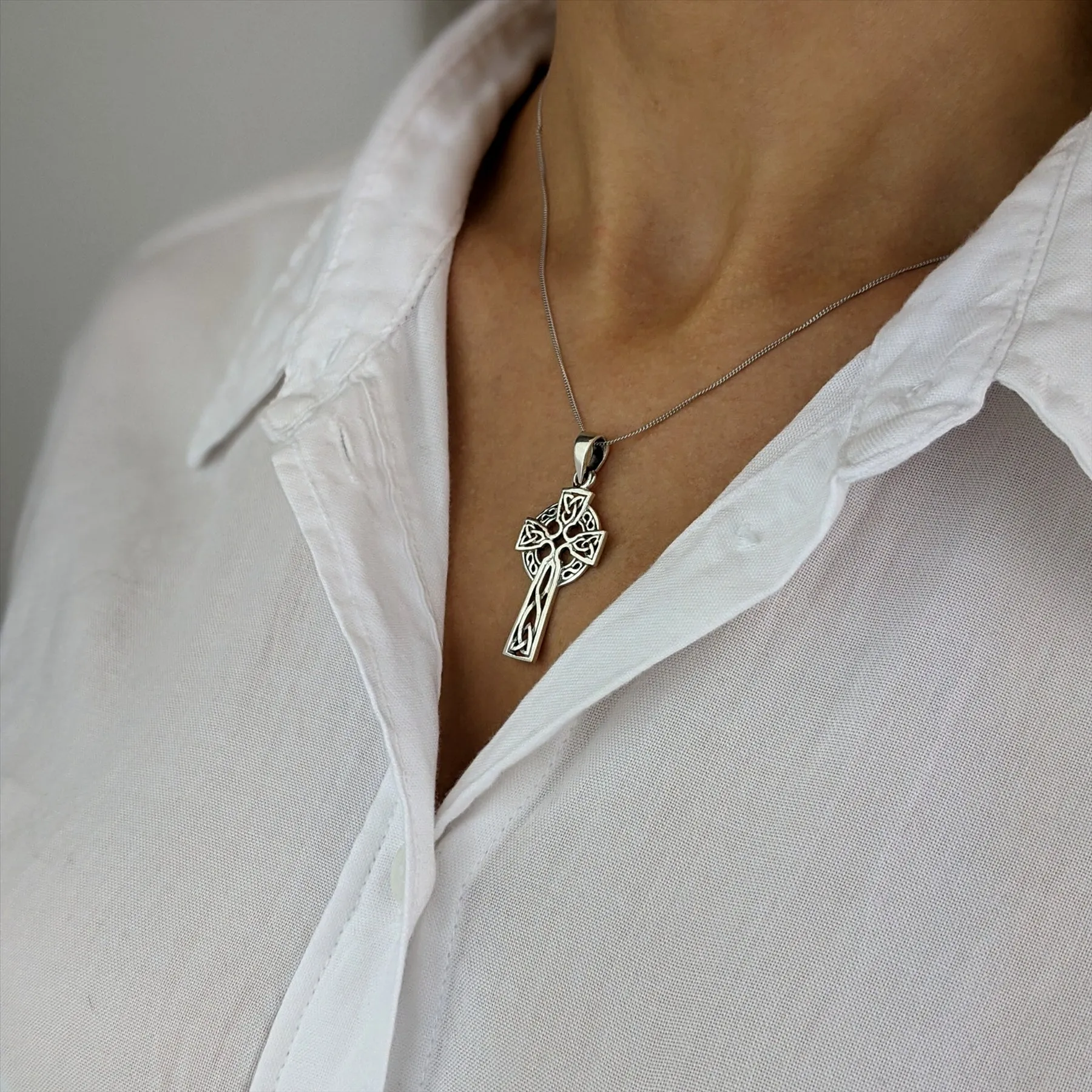 Sterling Silver Celtic Cross Pendant Necklace - Trinity Knot Design