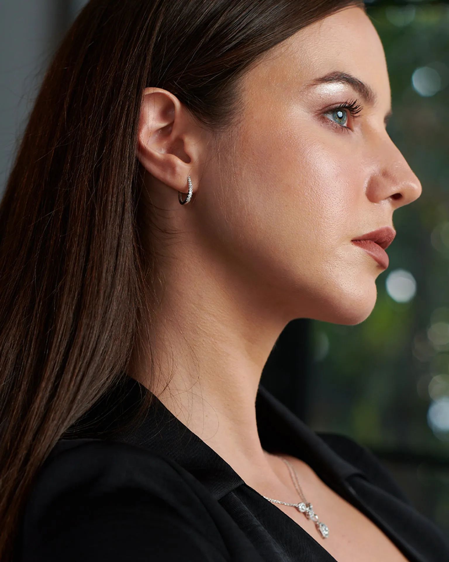 Tapered Line Small Hoops