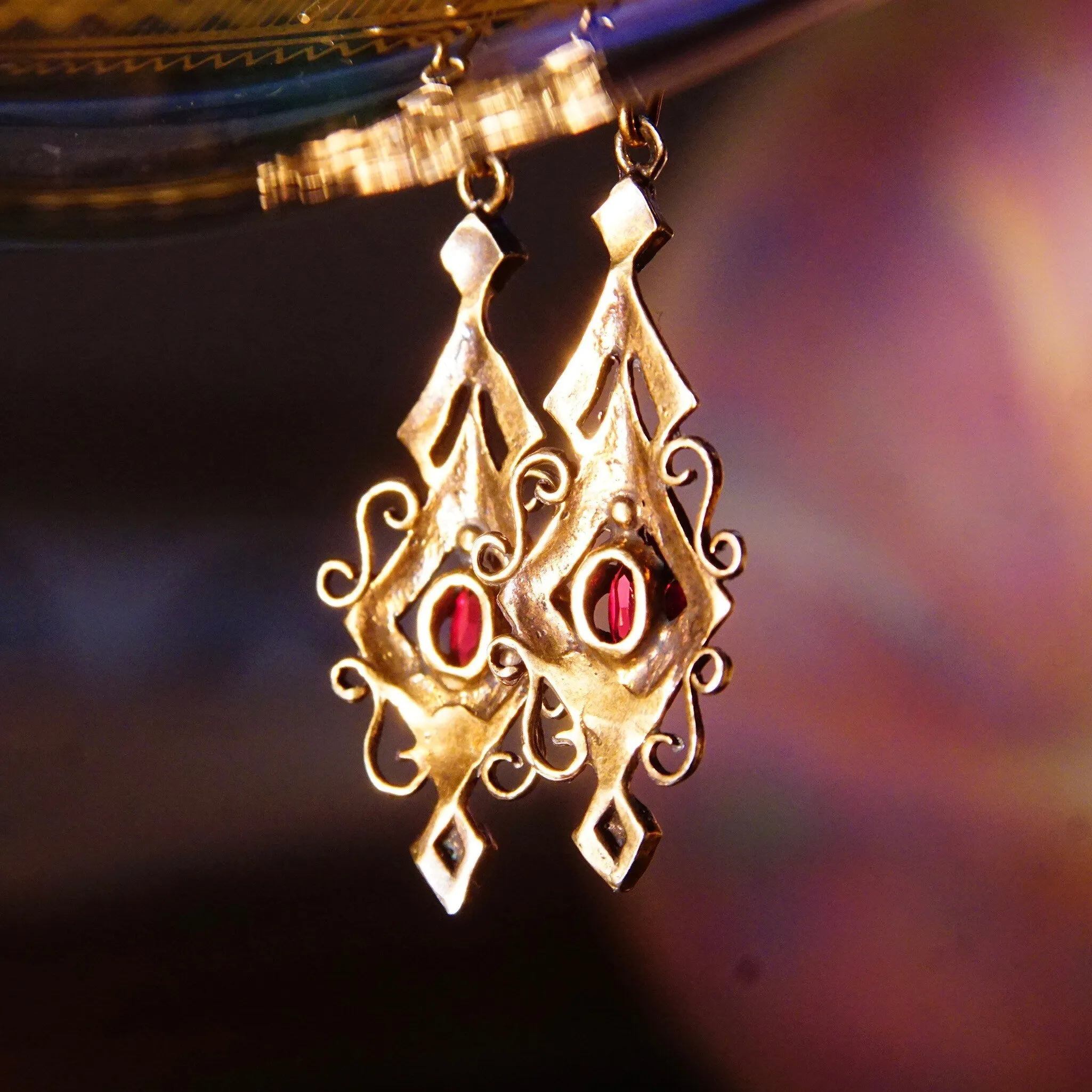 Vintage 14K Gold Red Ruby Dangle Pendant Earrings, Elegant Ornate Earrings With Marquise Gemstones, Art Deco/Nouveau, Kidney Hooks,2 L