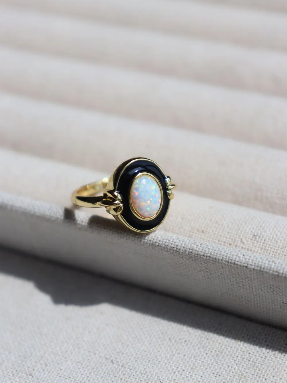 Vintage Elegant Enamel Opal Ring