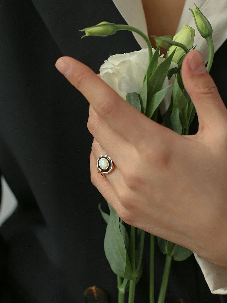 Vintage Elegant Enamel Opal Ring